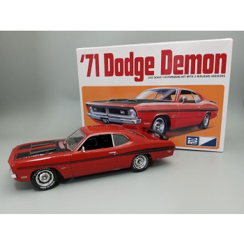 Plastikmodell – Auto 1:25 1971 Dodge Demon Car – MPC997